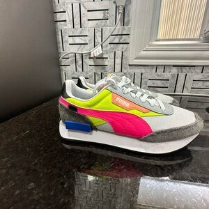 Women’s Puma Sneakers